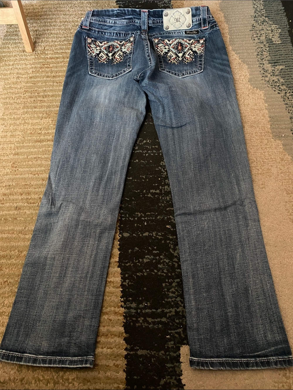 Women's Miss Me Embroidered Back Pocket Blue Jeans